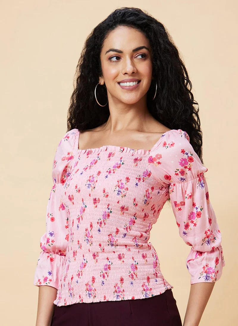 جلو باص بلوزة نسائية جلووبس بأكمام الجرس وطبعات زهور وردية