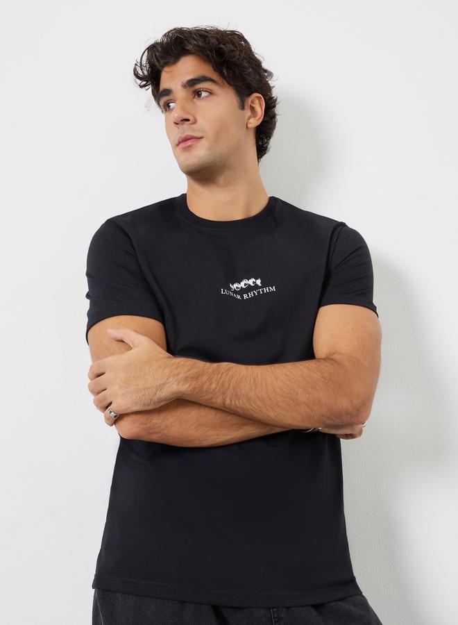 Styli Men Black Slogan Print Regular Fit T-Shirt - Image 3