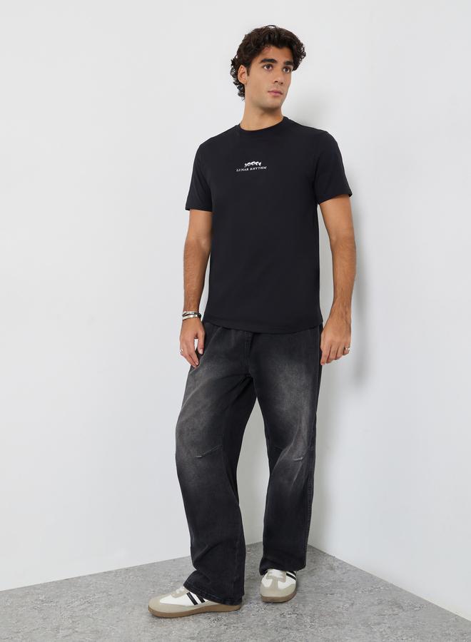 Styli Men Black Slogan Print Regular Fit T-Shirt - Image 2