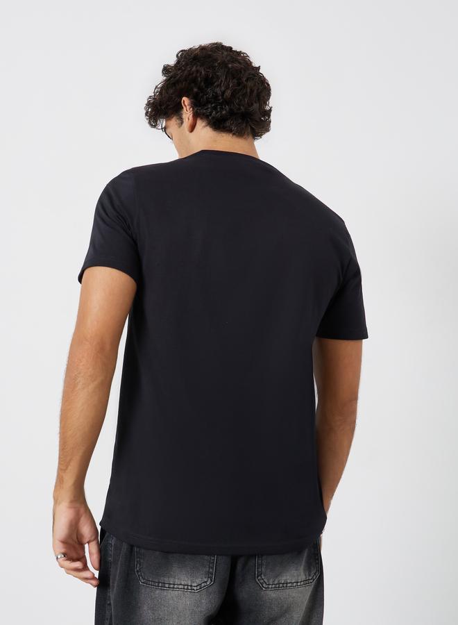 ستايلي تيشيرت بقصة عادية وطبعة كتابة - Image 5