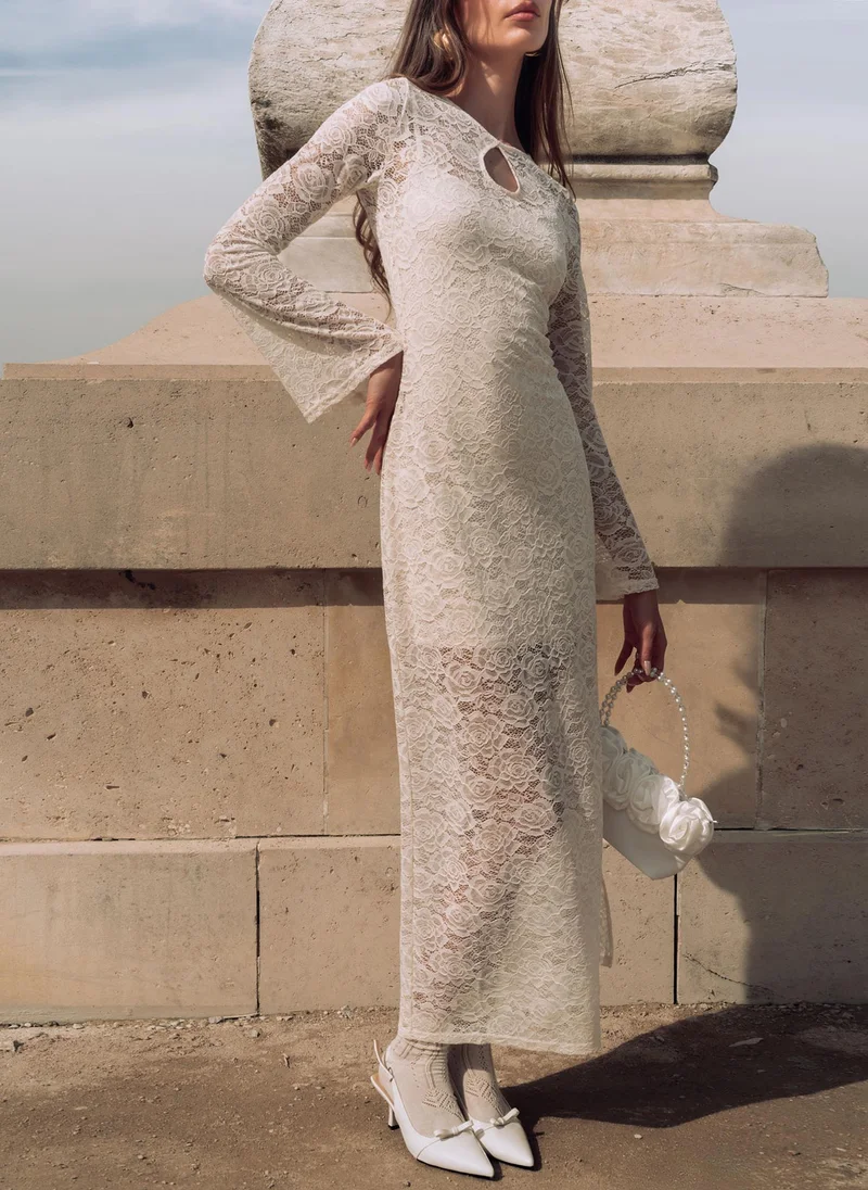 Lichi Lace maxi dress with a collar slit