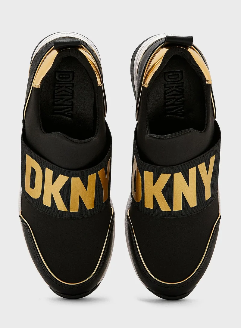 دكني Kamryn Slip On Wedge Sneakers