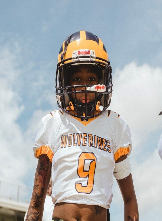 باتيل واقيات فم Battle Sports Fang، عبوة من قطعتين - حماية لكرة القدم للشباب والكبار - مزودة بحزام - متوافقة مع تقويم الأسنان - تغطية محسّنة للأسنان - مثالية للرياضات الاحتكاكية - Image 2