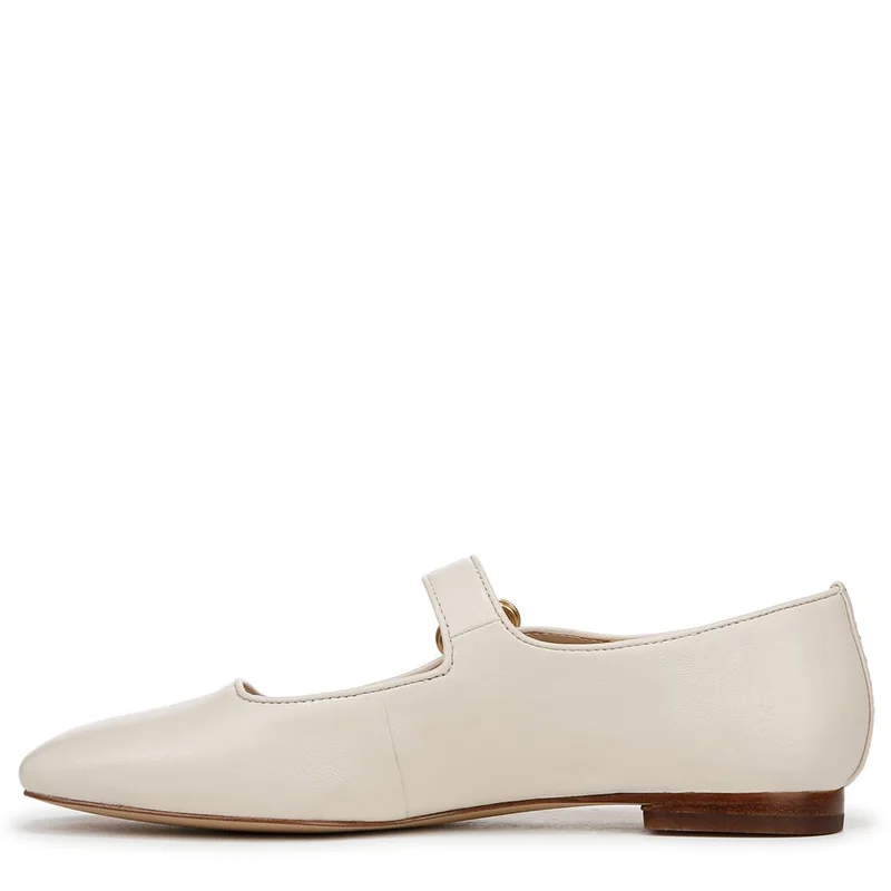 سام إيدلمان ميشيلا ماري جين فلات