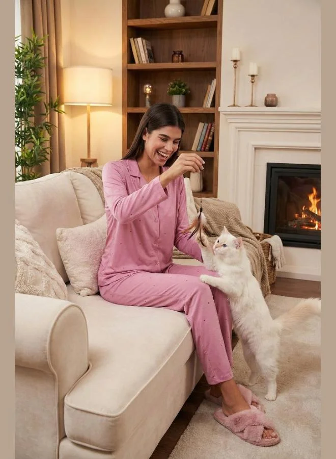 ليلا طقم بيجامة نسائي بأكمام طويلة وياقة قميص بقصة عادية من ليلا