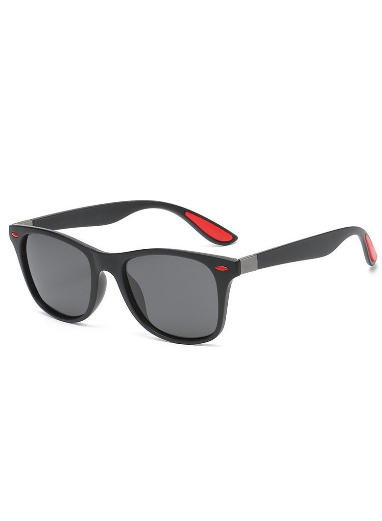Generic 4-Piece Set Of Men's And Women's Sunglasses, Outdoor Casual Sports Glasses, Suitable For Vacation Driving And Cycling  - Image 1