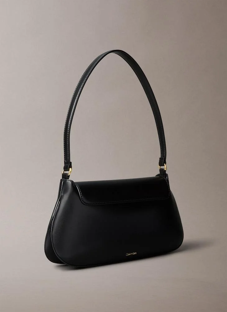 كالفن كلاين Hardware Flap Shoulder Bag