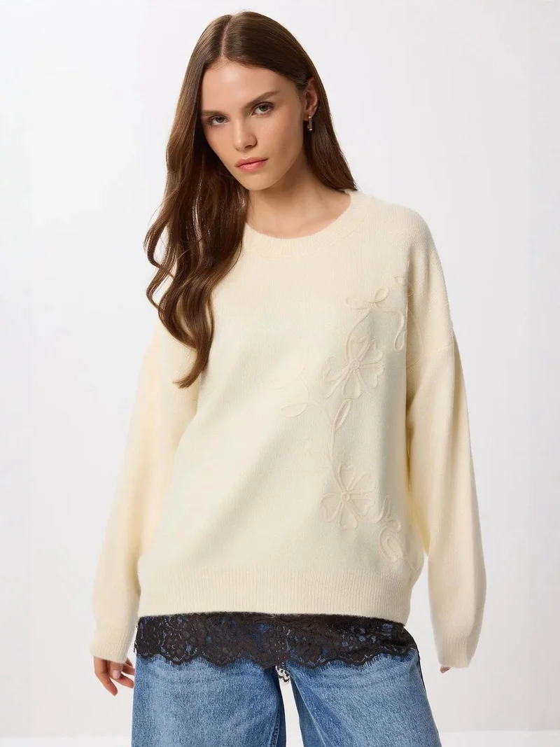 إسطنبول الساحرة ISTANBUL Oversized Embroidered Knitted Sweater