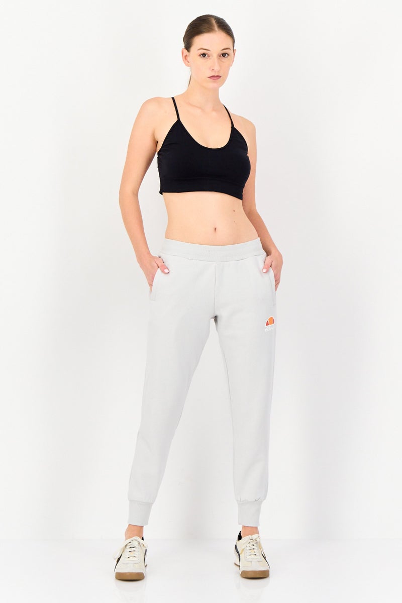 Ellesse سروال رياضي نسائي مناسب للجري، رمادي فاتح - Image 3