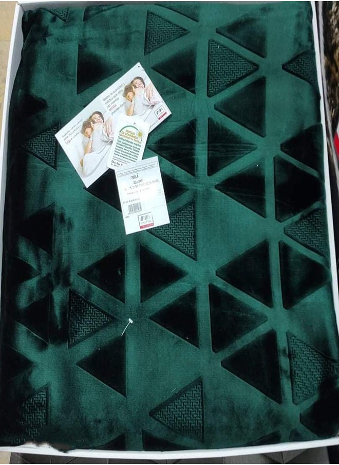 Mora spain Blanket Model: Perla G18 - from Mora- Size - Color:Emerald - Size: 220 * 240 - Fabric from 85% acrylic 15% polyester-weight: 4.45 kg - Country of origin Spain.  - Image 2