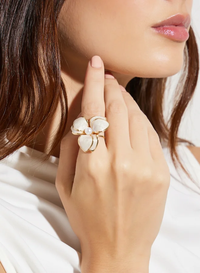 Golden Flower Pearl Ring