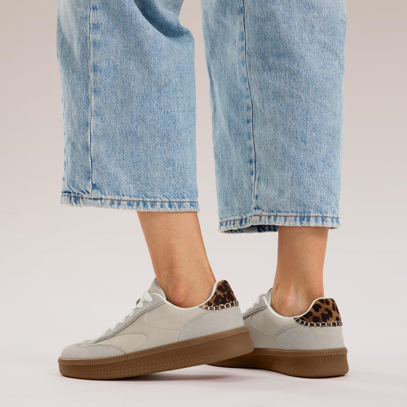 Vilanva Women's Fashion Sneakers Casual Tennis Shoes with Genuine Suede Classic Retro Gum Sole Walking Trendy Footwear Beige Multi - Image 2