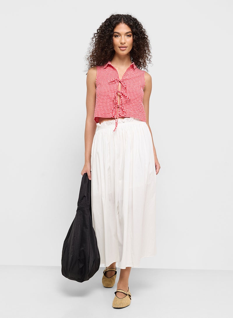 جينجر بلوزة بياقة بولو مع تفاصيل ربطة عنق - Image 4