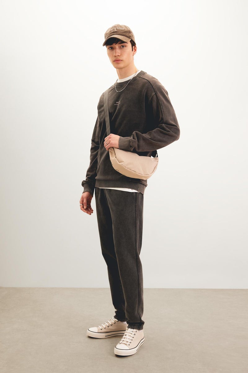 DeFacto Man Regular Fit Fleece Pocket Sweatpants - Image 4