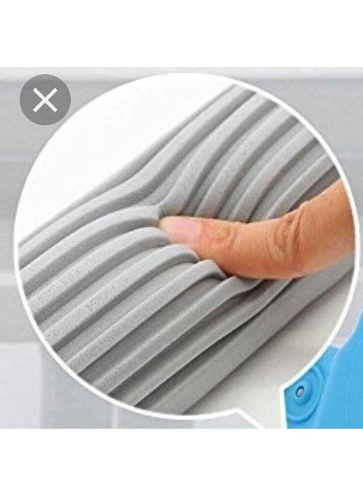 مساحة مناسبة لكل انواع الارضيات يد الاستانلس بالمقبض الاسفنجيه - Image 3