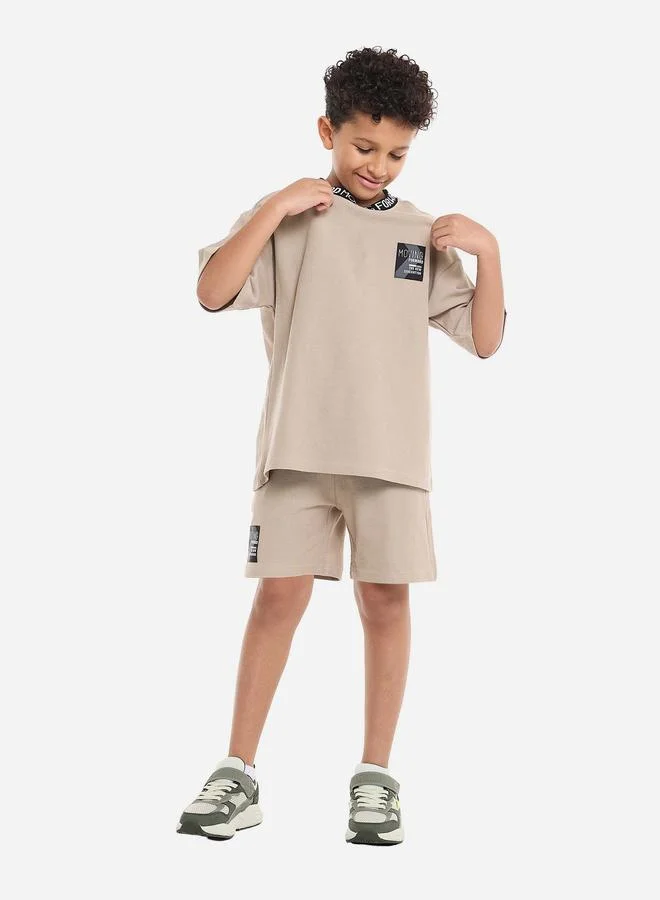 فكتور اند جين Victor And Jane Boys Beige Printed Neckline T-Shirt and Shorts Set