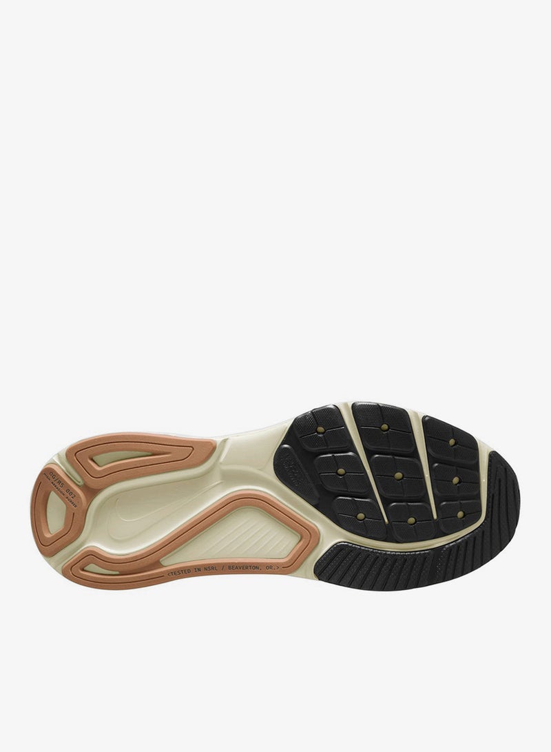 Nike Structure 26 - Image 4