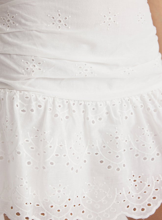 trendyol White Mini Embroidery Cotton Woven Skirt Look Shorts - Image 5