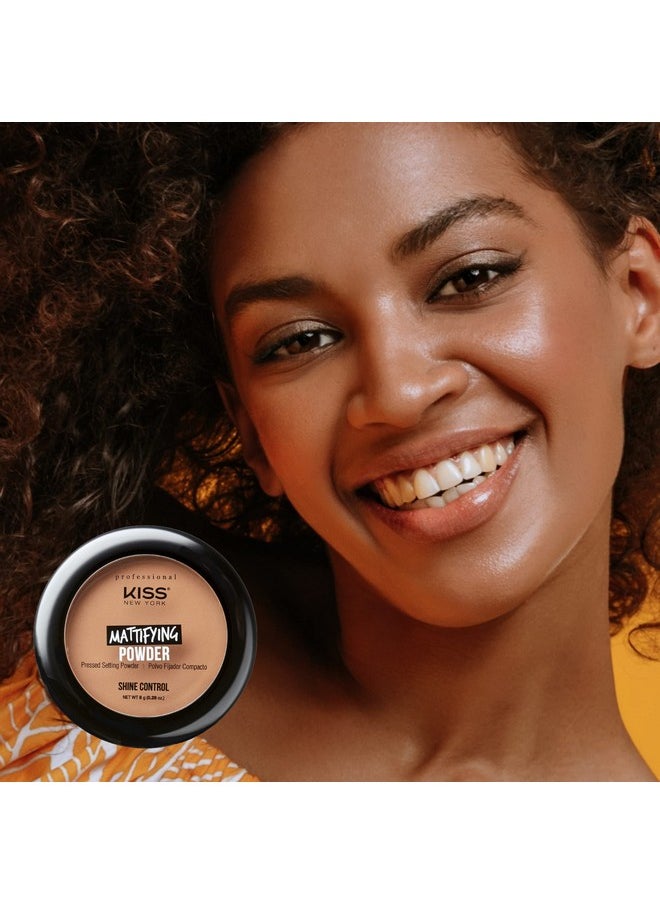 kiss new york Pro Pressed Mattifying Finishing Setting Powder Best For Medium To Dark Skin Blurs Fine Lines And Pores (Translucent Deep)  - Image 3