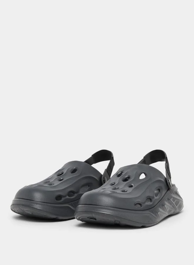 Styli Plain Slip-On Clogs