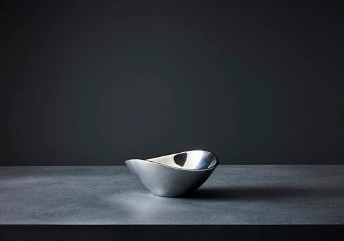 Nambe Nambé Butterfly Bowl - 6 Inch Small Decorative Accent Dish, Elegant Sculptural Design with Upward Curved Sides - Display Bowl for Candies, Keepsakes & Table Centerpiece, Alloy & Crystal - Image 2