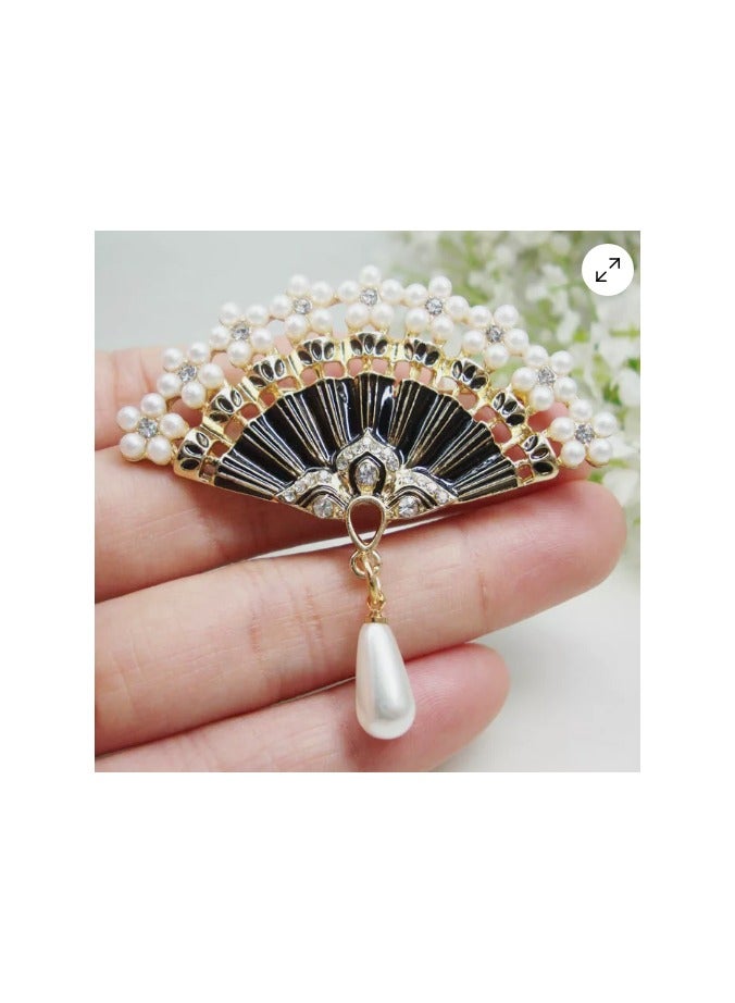 "Add a touch of luxury to your outfits A unique piece of jewelry that combines elegance and sophistication" - Image 2