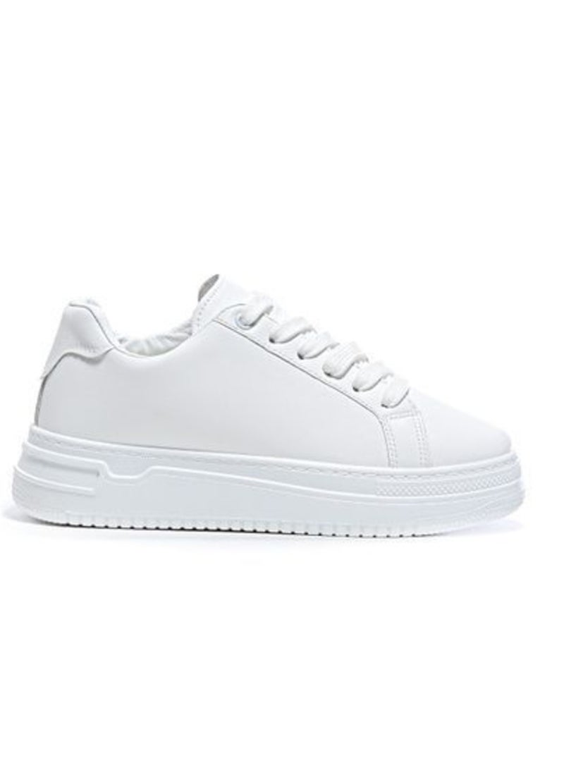 Minimalist Lace-Up Flat Sneakers