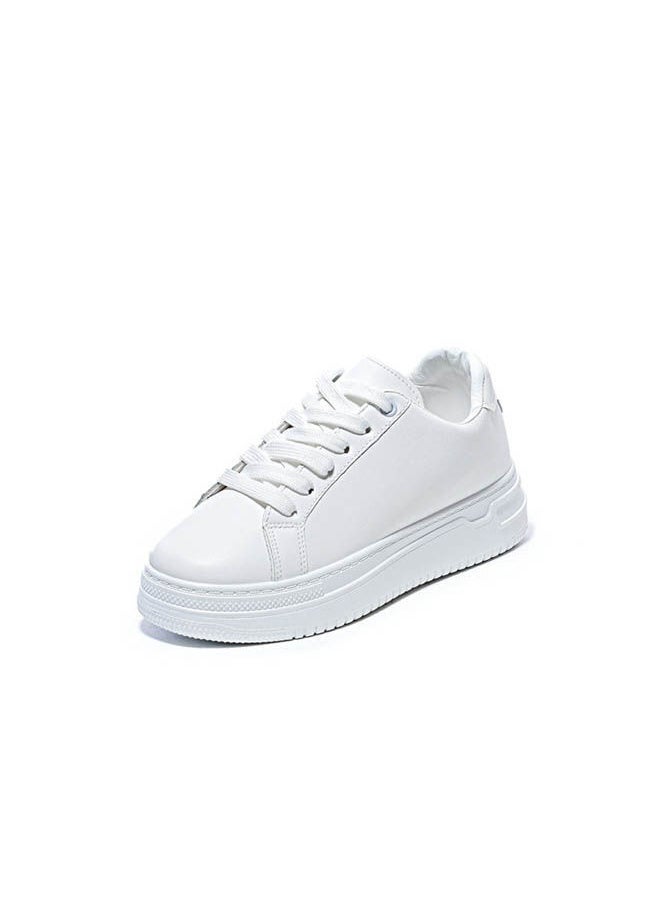 Minimalist Lace-Up Flat Sneakers