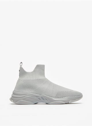 Womens Solid Slip-On High Top Casual Sneakers - pzsku/ZD4E6DDD54D05CC6B7DECZ/45/_/1709826866/25c7a0ee-e8b7-4183-bf0e-a6e32f807942