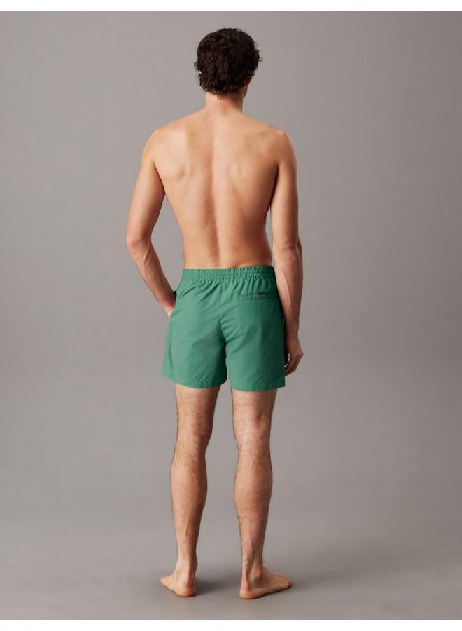 كالفن كلاين شورت سباحة متوسط برباط - Image 2