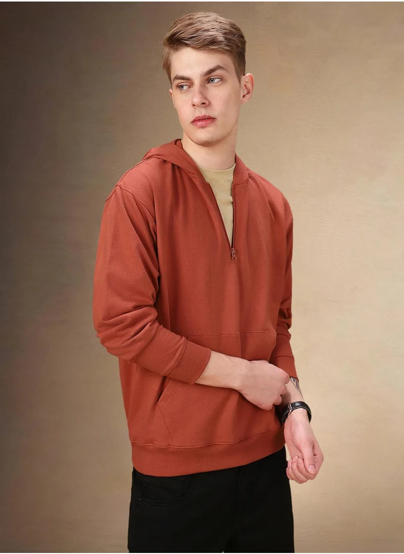 دينيس لينغو Men's Rust Polyester Blend Solid Regular Fit Sweatshirt