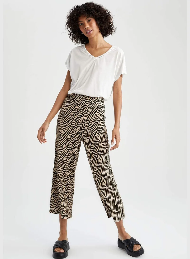 DeFacto Regular Fit Leopard Print Crop Culottes