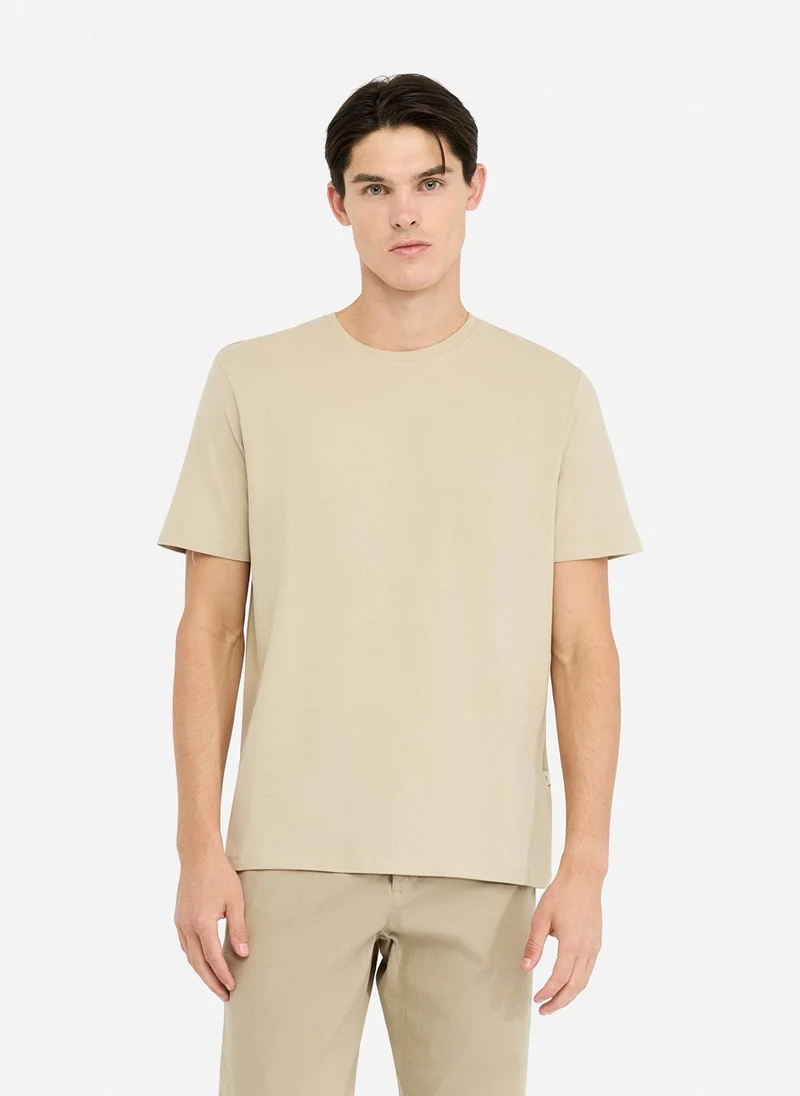 ليو جو تيشيرت بأكمام قصيرة