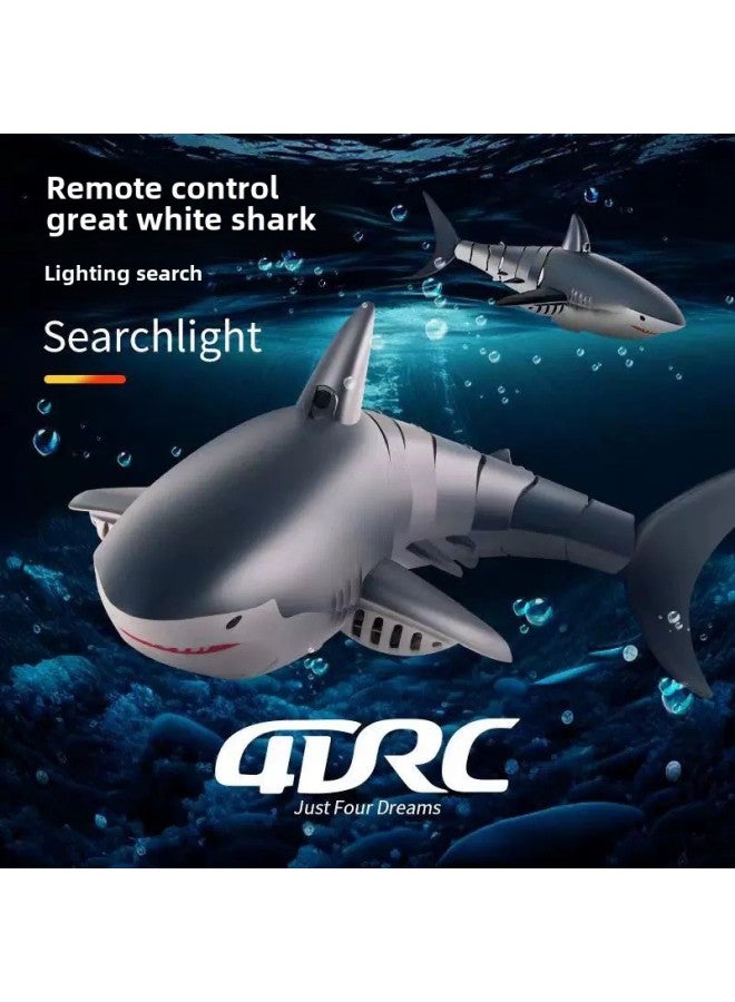 قارب التحكم عن بعد، سمك القرش، جهاز التحكم عن بعد، يلعب في الماء، كاميرا مقاومة للماء، قابلة لإعادة الشحن، قارب غواصة عالي السرعة للتحكم عن بعد، لعبة للأطفال - اللون: مقاوم للماء بالكامل - بدون كاميرا محاكاة موكب + إضاءة + رذاذ الماء - المواصفات: أربع بطاريات فاخرة بما في ذلك أربع مجموعات من البطاريات + كابل شحن + هدايا - Image 3