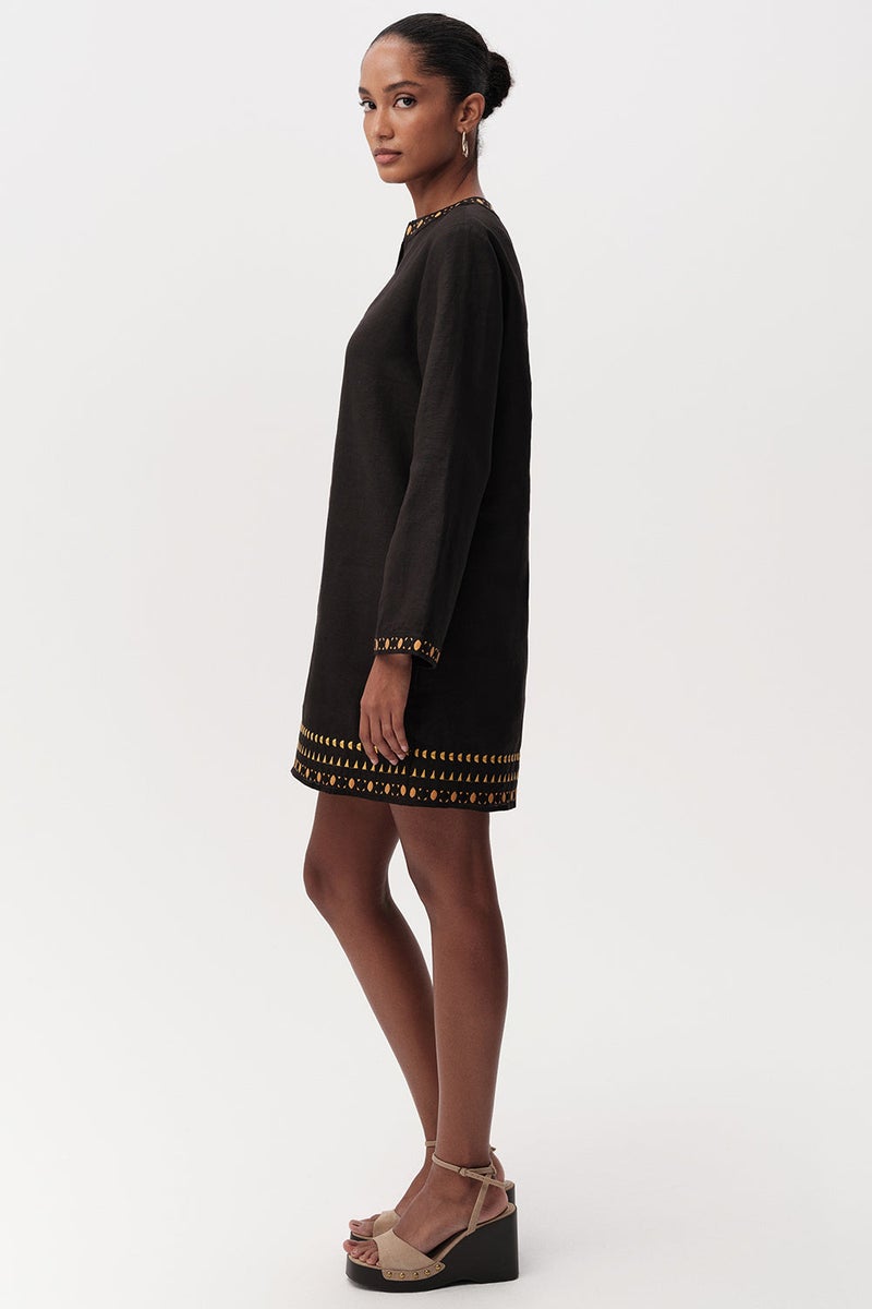 EXQUISE Long-sleeved, embroidered, lace-up collar, regular linen mini dress in black. - Image 2