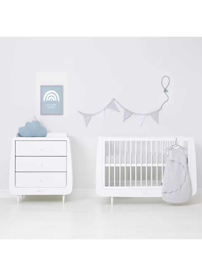Snuz Pouch Sleeping Bag For Infant Baby 0.5 Tog Clever Nappy Change Zip 100% Cotton For Temperatures Within 24 - 27 Celsius Suitable From 0 To 6 Months Maximum Baby Length 68 Cm - White Spot