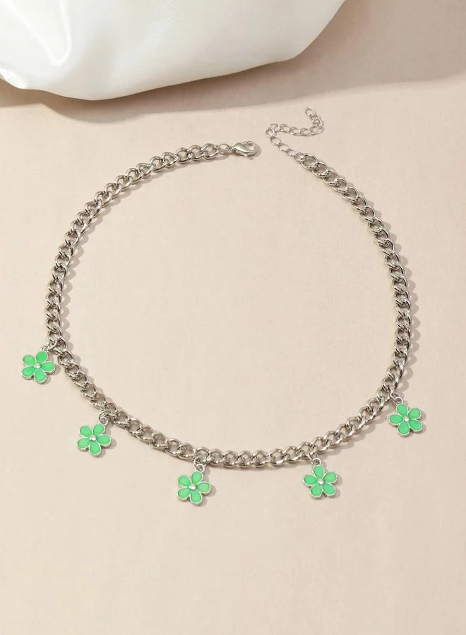 تايك تو عقد مزين بشكل زهرة