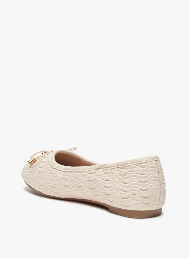 فلورا بيلا من شو إكسبرس Girls Textured Slip-On Ballerina Shoes With Bow Detail And Metal Accent