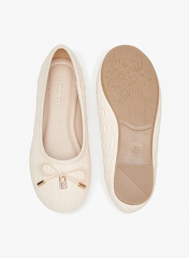 فلورا بيلا من شو إكسبرس Girls Textured Slip-On Ballerina Shoes With Bow Detail And Metal Accent