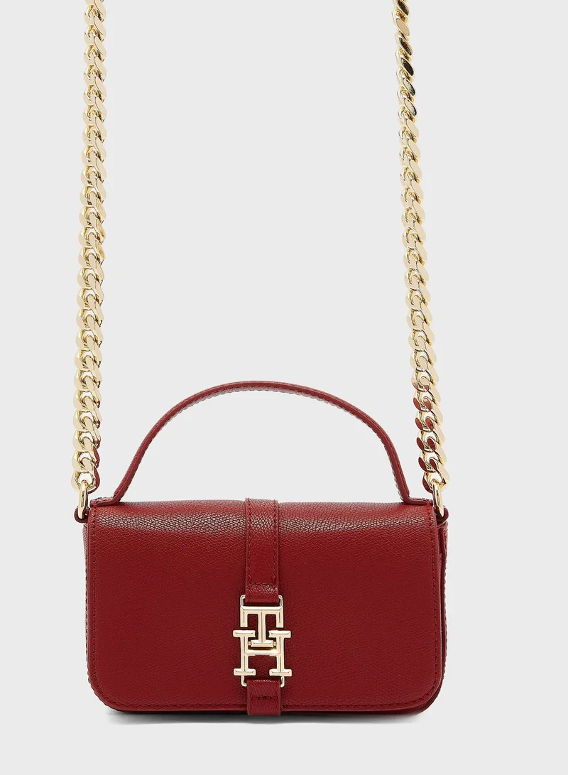 TOMMY HILFIGER Plush Chain Detailed Crossbody Bag