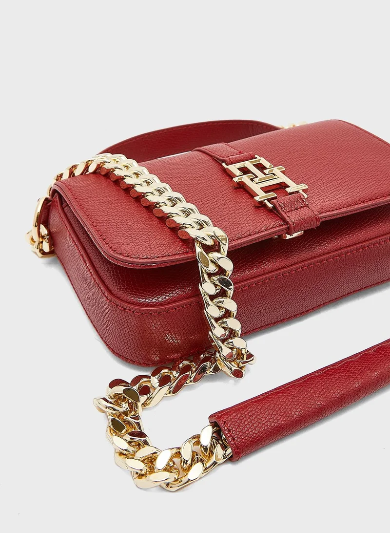 TOMMY HILFIGER Plush Chain Detailed Crossbody Bag