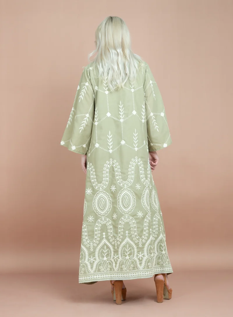 IKKXA Embroidered Pattern Jalabiya CJ1068 Green
