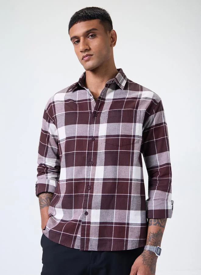 Men Multi-Checked Spread Collar Shirt