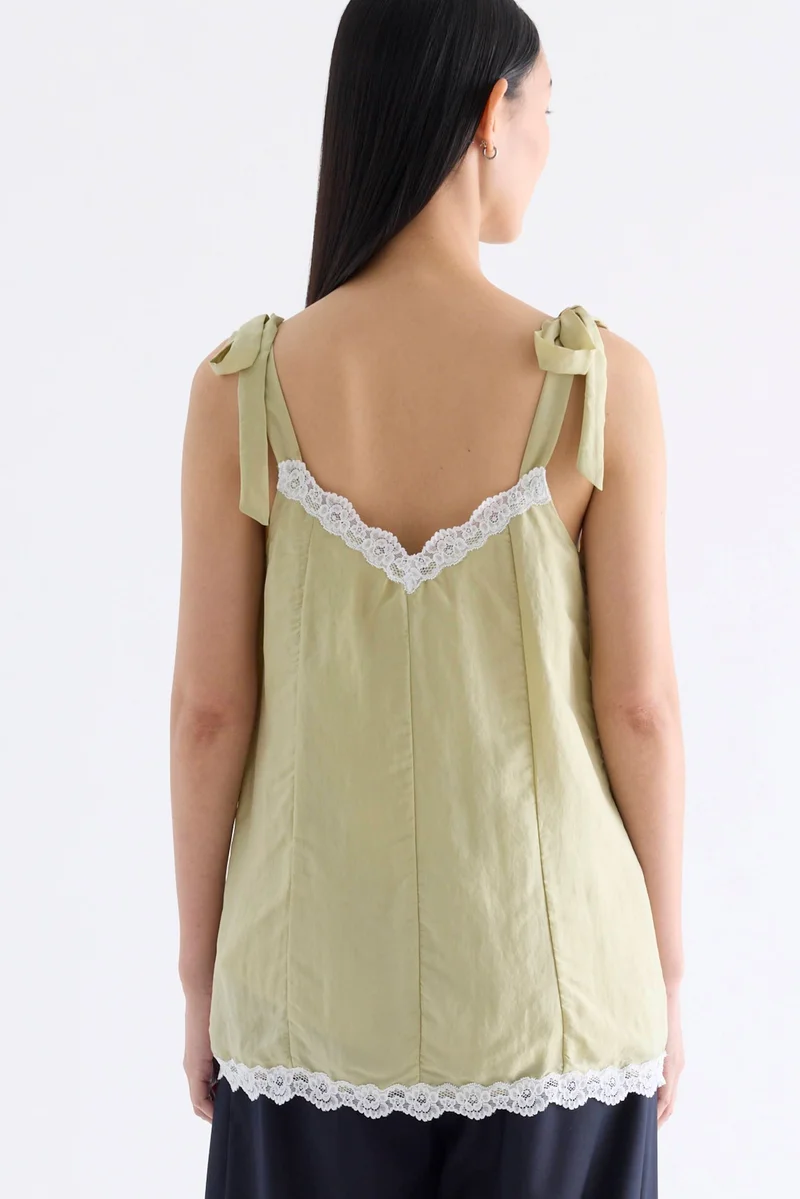 ذا اديتورز ماركت Karmella Lace-Trim Slip Top