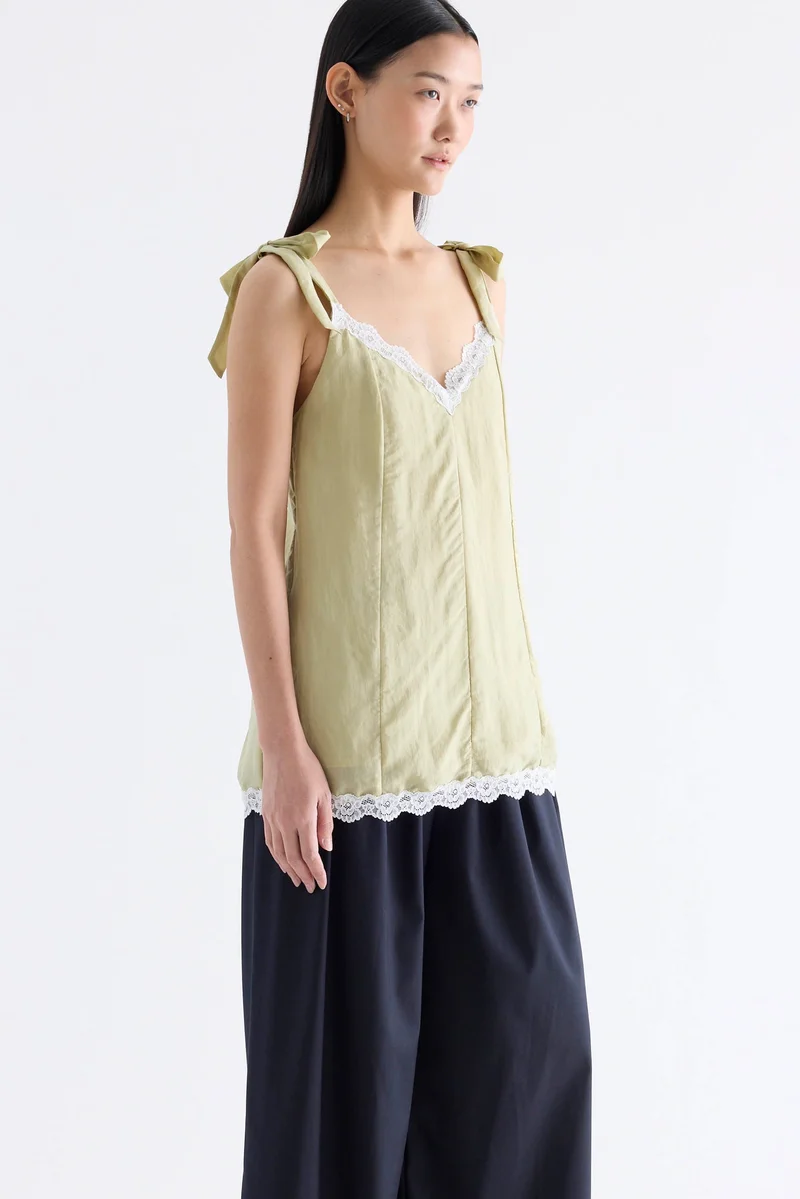 ذا اديتورز ماركت Karmella Lace-Trim Slip Top