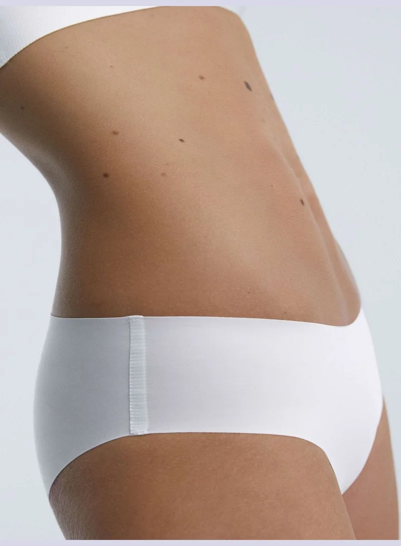 oysho Invisible laser-cut microfibre hipster briefs