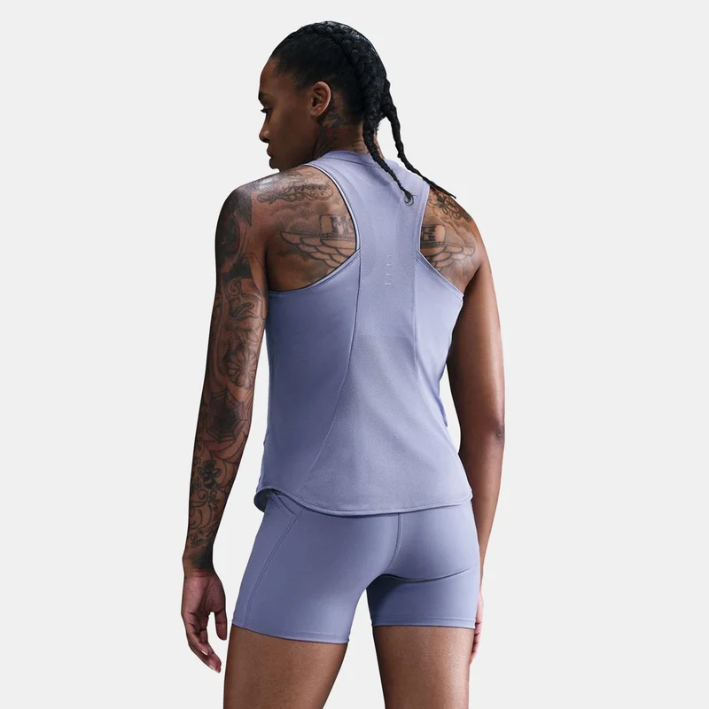 نايكي Women's Swift Dri-FIT Running Tank Top