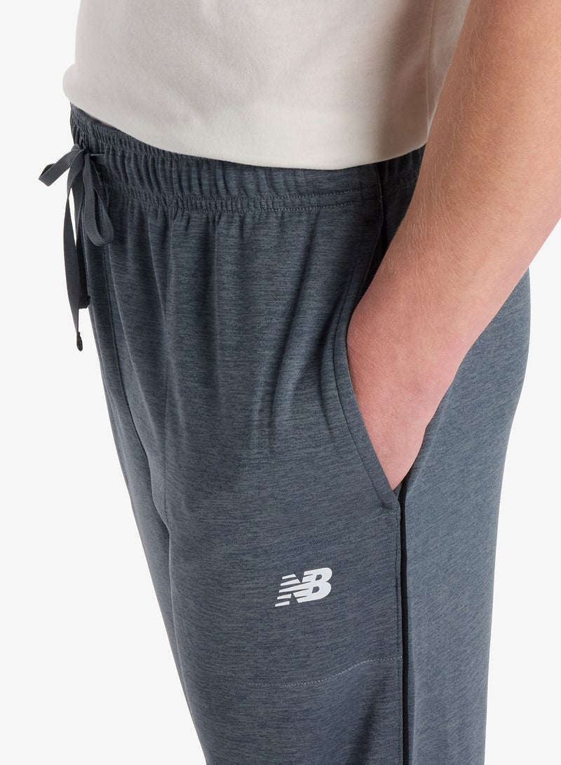 New Balance Essential Logo Sweatpants - Image 3