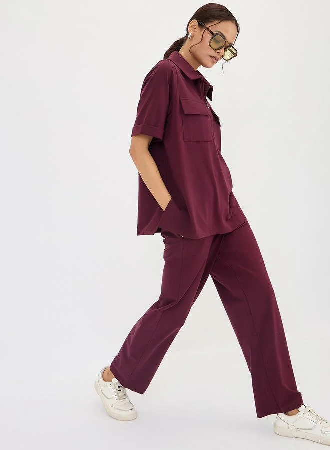 فيميلا بنطال بأرجل واسعة