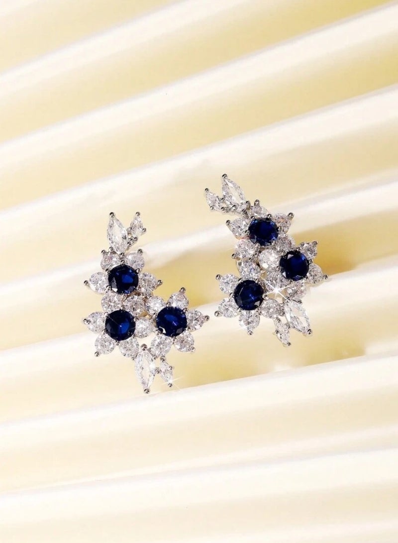 إيكوال حلق أذن نسائي صغير جداً بتصميم أنيق وعالي الجودة مرصع بالزركون - Image 4